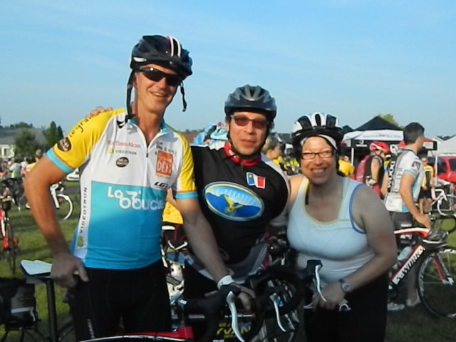 Daniel, le Pépère et Carole avant le départ de Trois-Rivières